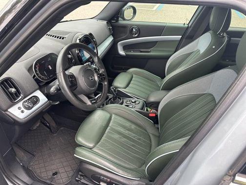 Momentum Grey 2023 MINI Countryman Cooper S