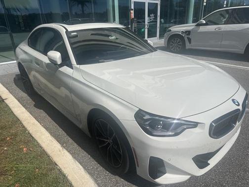 2024 BMW 230 i