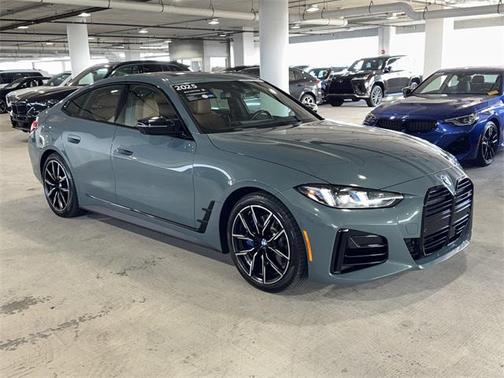2025 BMW M440 i
