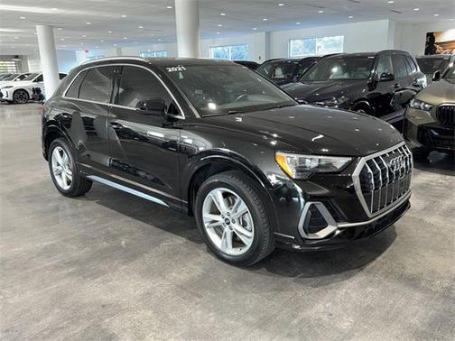 2021 Audi Q3 45 S line Premium