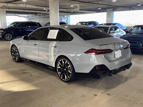 2024 BMW i5 eDrive40