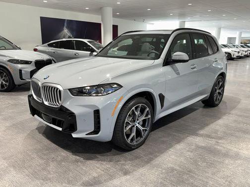 Brooklyn Grey Metallic 2026 BMW X5 xDrive40i