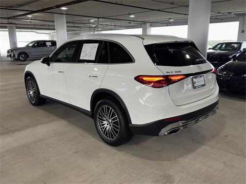 2026 Mercedes-Benz GLC 300 Base