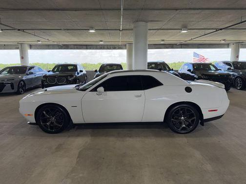 White Knuckle Clearcoat 2017 Dodge Challenger R/T