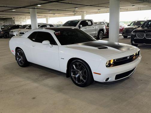 White Knuckle Clearcoat 2017 Dodge Challenger R/T