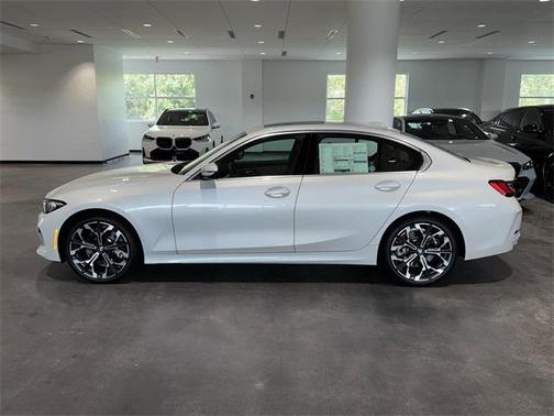 2025 BMW 330 i