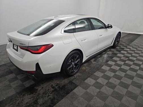 Mineral White Metallic 2025 BMW i4 Gran Coupe eDrive40