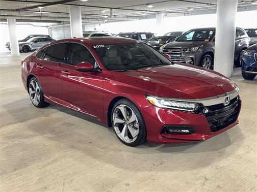 2019 Honda Accord Touring 2.0T