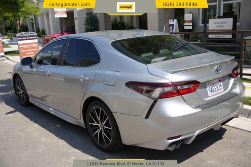 2022 Toyota Camry SE