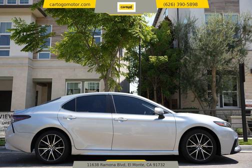 2022 Toyota Camry SE