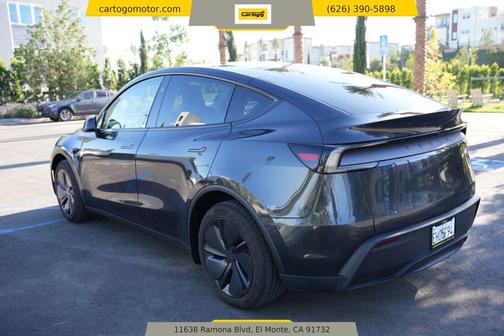 2026 Tesla Model Y Long Range Dual Motor All-Wheel Drive