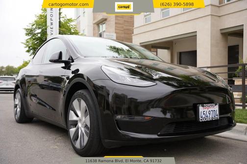 2023 Tesla Model Y Standard Sport Utility 4D