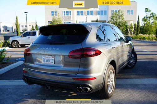 2017 Porsche Cayenne S