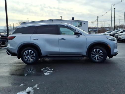 2023 INFINITI QX60 Pure