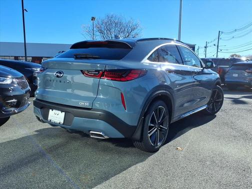 2022 INFINITI QX55 LUXE