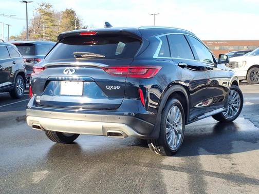 2023 INFINITI QX50 Luxe