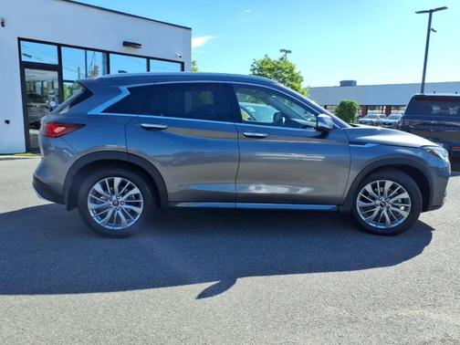Graphite Shadow 2023 INFINITI QX50 Luxe