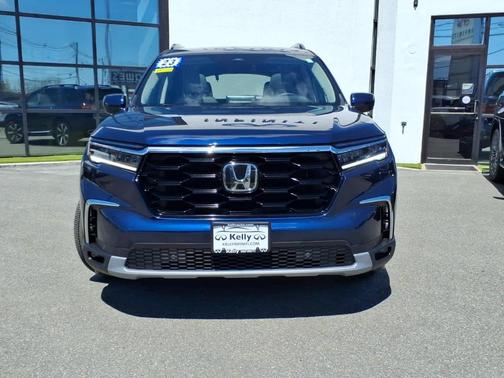 Obsidian Blue Pearl 2023 Honda Pilot Touring