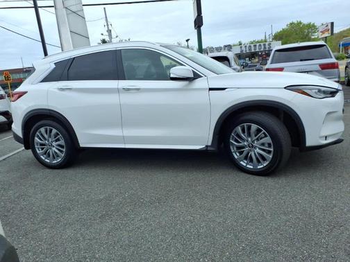 Lunar White 2023 INFINITI QX50 Luxe