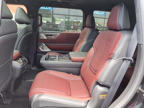2025 INFINITI QX80 AUTOGRAPH
