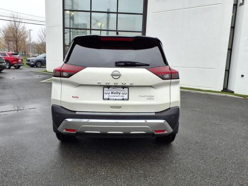 2022 Nissan Rogue Platinum