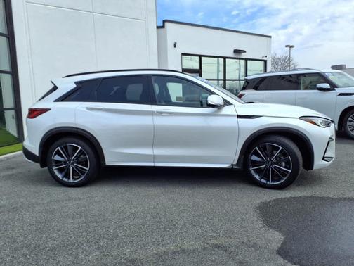 2024 INFINITI QX50 SPORT