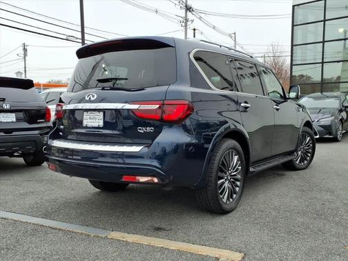 2023 INFINITI QX80 SENSORY