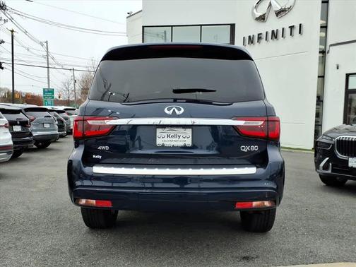 2023 INFINITI QX80 SENSORY