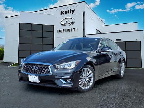 2022 INFINITI Q50 LUXE