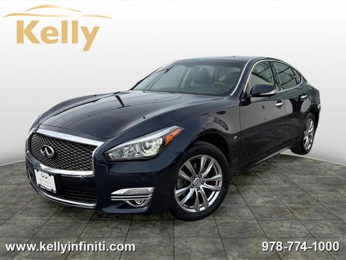 2019 INFINITI Q70 3.7X LUXE