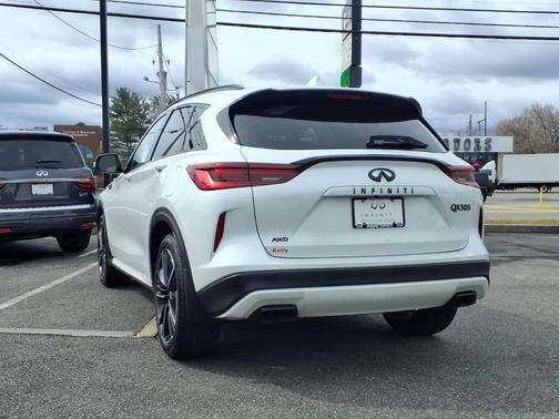 2023 INFINITI QX50 SPORT