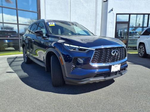 2022 INFINITI QX60 Luxe