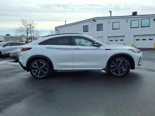 2023 INFINITI QX55 ESSENTIAL