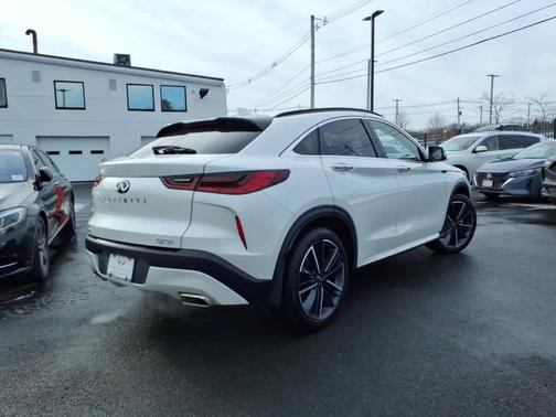 2023 INFINITI QX55 ESSENTIAL