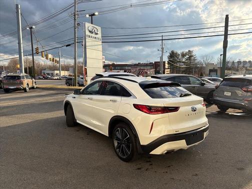 2023 INFINITI QX55 ESSENTIAL