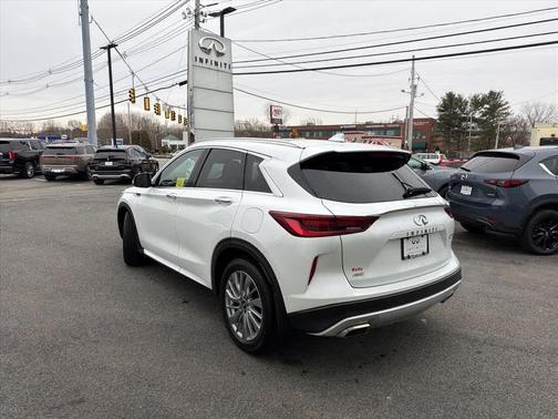 2023 INFINITI QX50 Luxe
