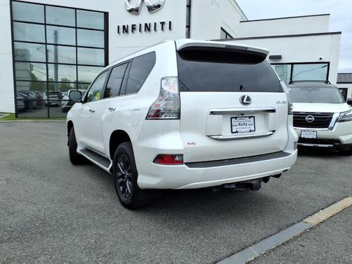 Eminent White Pearl 2023 Lexus GX 460 Base