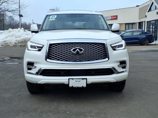 2021 INFINITI QX80 Luxe