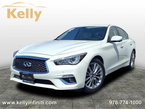 2022 INFINITI Q50 LUXE