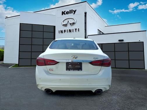 2022 INFINITI Q50 LUXE