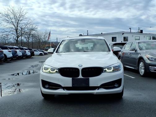 Alpine White 2017 BMW 340 Gran Turismo i xDrive