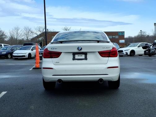 Alpine White 2017 BMW 340 Gran Turismo i xDrive