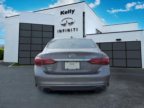 2022 INFINITI Q50 LUXE