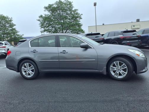 2012 INFINITI G37x Base