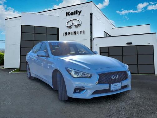 2022 INFINITI Q50 LUXE