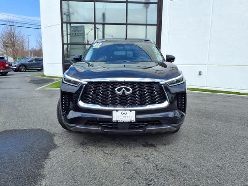 2022 INFINITI QX60 Luxe