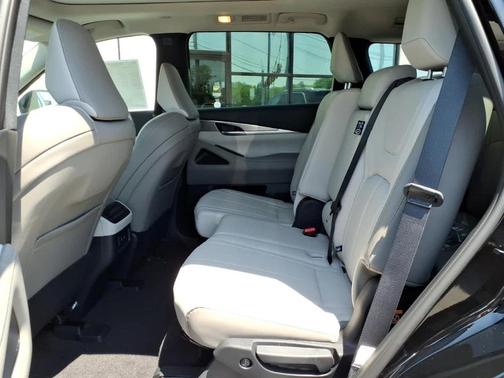 Black Obsidian 2027 INFINITI QX60 Pure