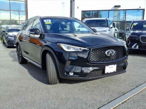 2022 INFINITI QX50 Luxe