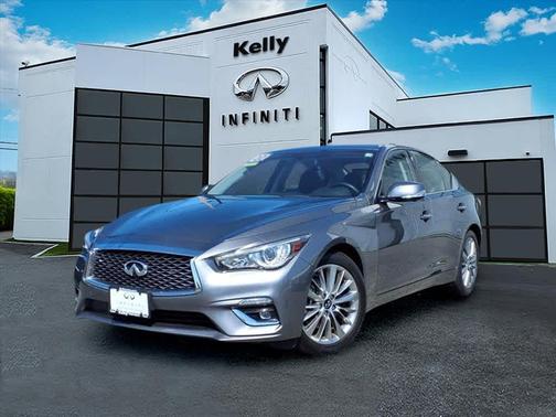 2022 INFINITI Q50 LUXE