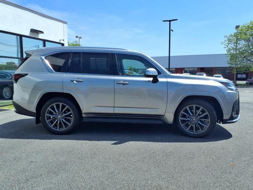 2024 Lexus LX 600 F SPORT
